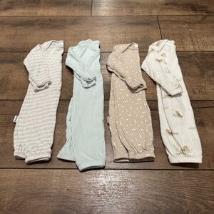 Four Gerber Gender Neutral Cotton Baby Gowns: Size Newborn
